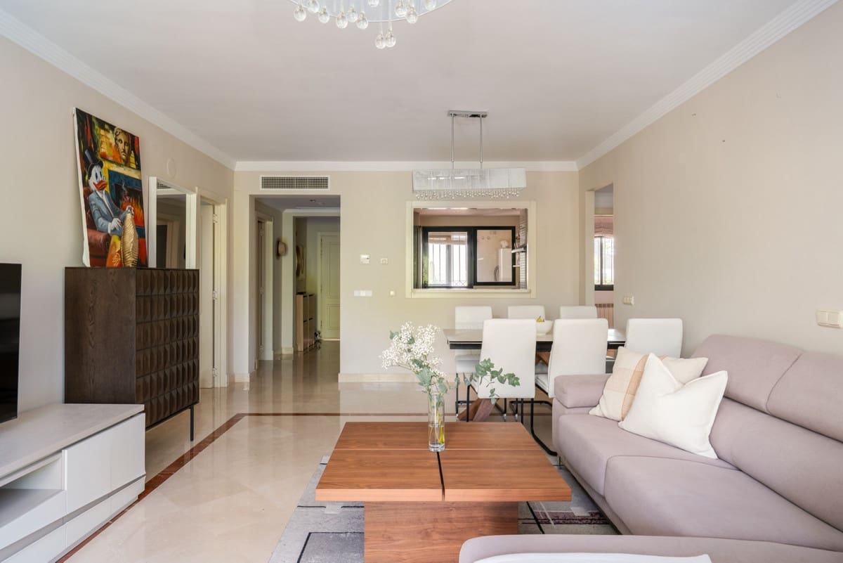 3 quarto Apartamento para venda em Marbella com piscina garagem - 680 000 € (Ref: 9778519)