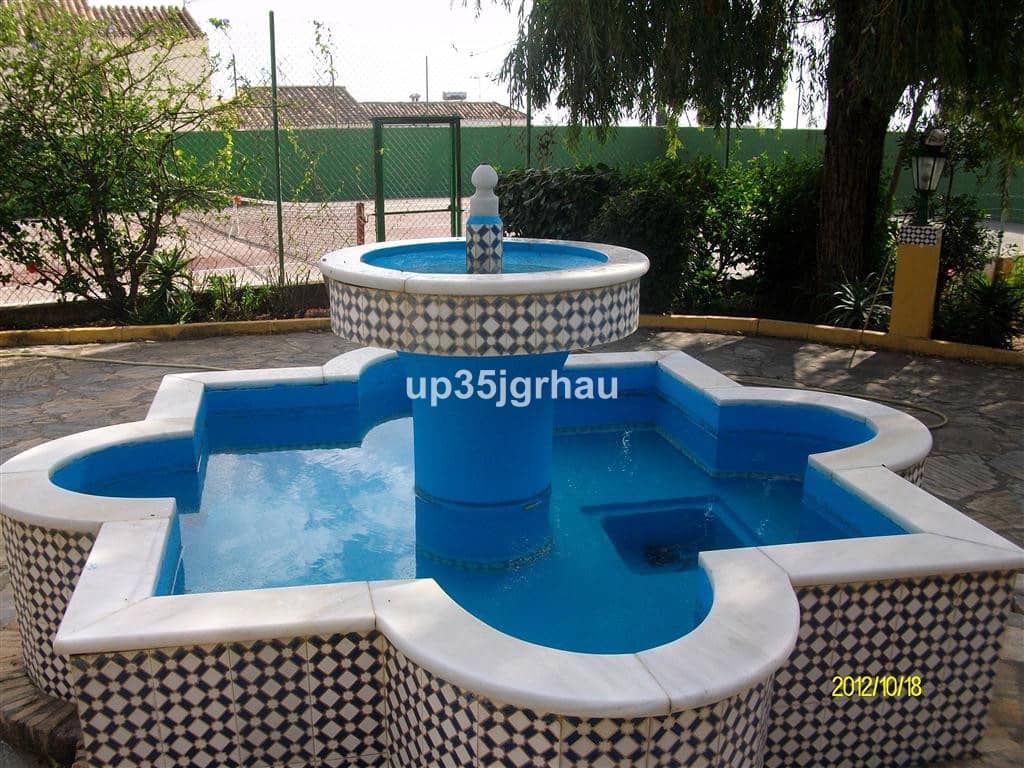 5 Zimmer Villa zu verkaufen in Estepona mit Pool Garage - 1.499.900 € (Ref: 9785967)