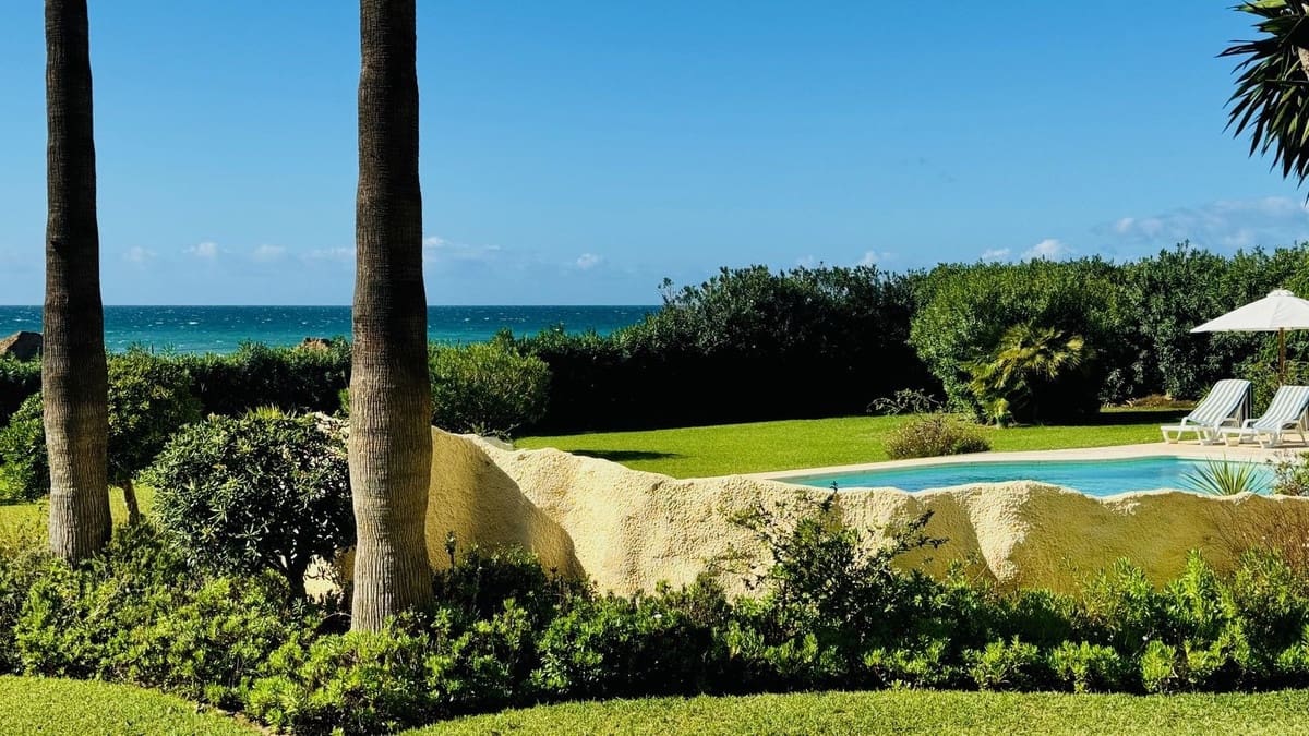 2 soveværelse Lejlighed til salg i Marbella med swimmingpool garage - € 890.000 (Ref: 9803774)