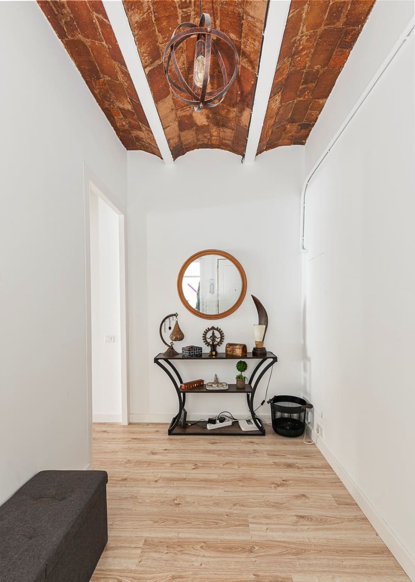 3 slaapkamer Flat te koop in Barcelona stad - € 689.000 (Ref: 9804881)