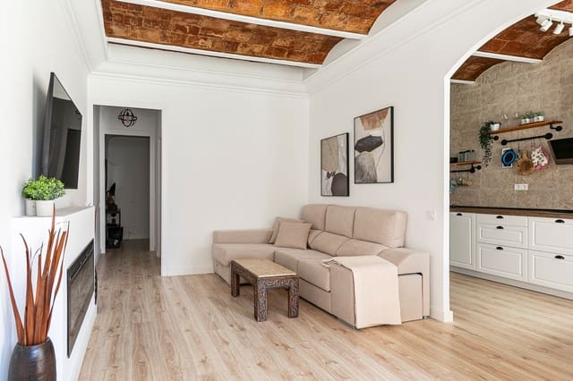 3 slaapkamer Flat te koop in El Fort Pienc, Barcelona stad - € 689.000 (Ref: 9804881)