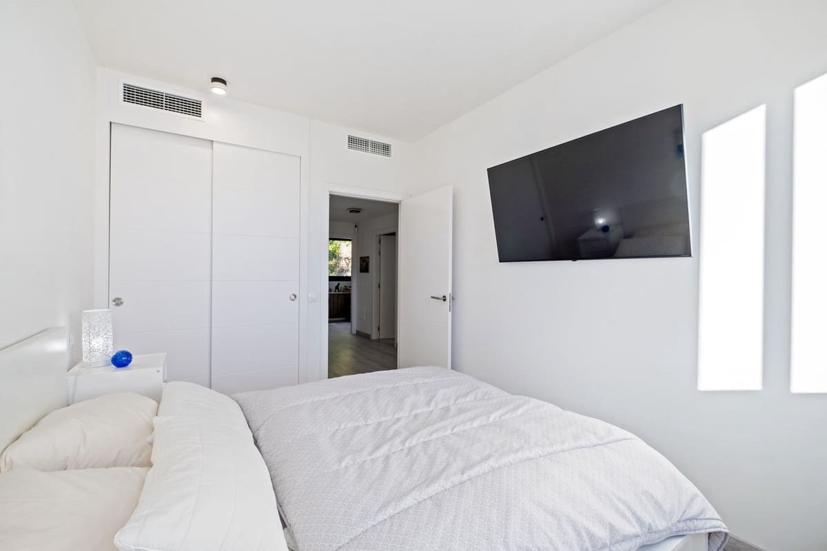 3 chambre Villa/Maison à vendre à Manilva avec piscine garage - 689 000 € (Ref: 9805292)