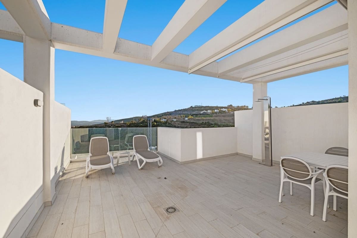 3 chambre Villa/Maison à vendre à Manilva avec piscine garage - 689 000 € (Ref: 9805292)