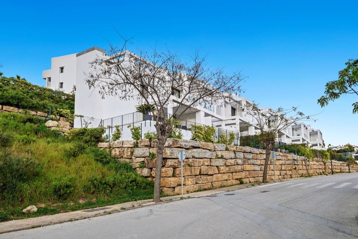 3 chambre Villa/Maison à vendre à Manilva avec piscine garage - 689 000 € (Ref: 9805292)