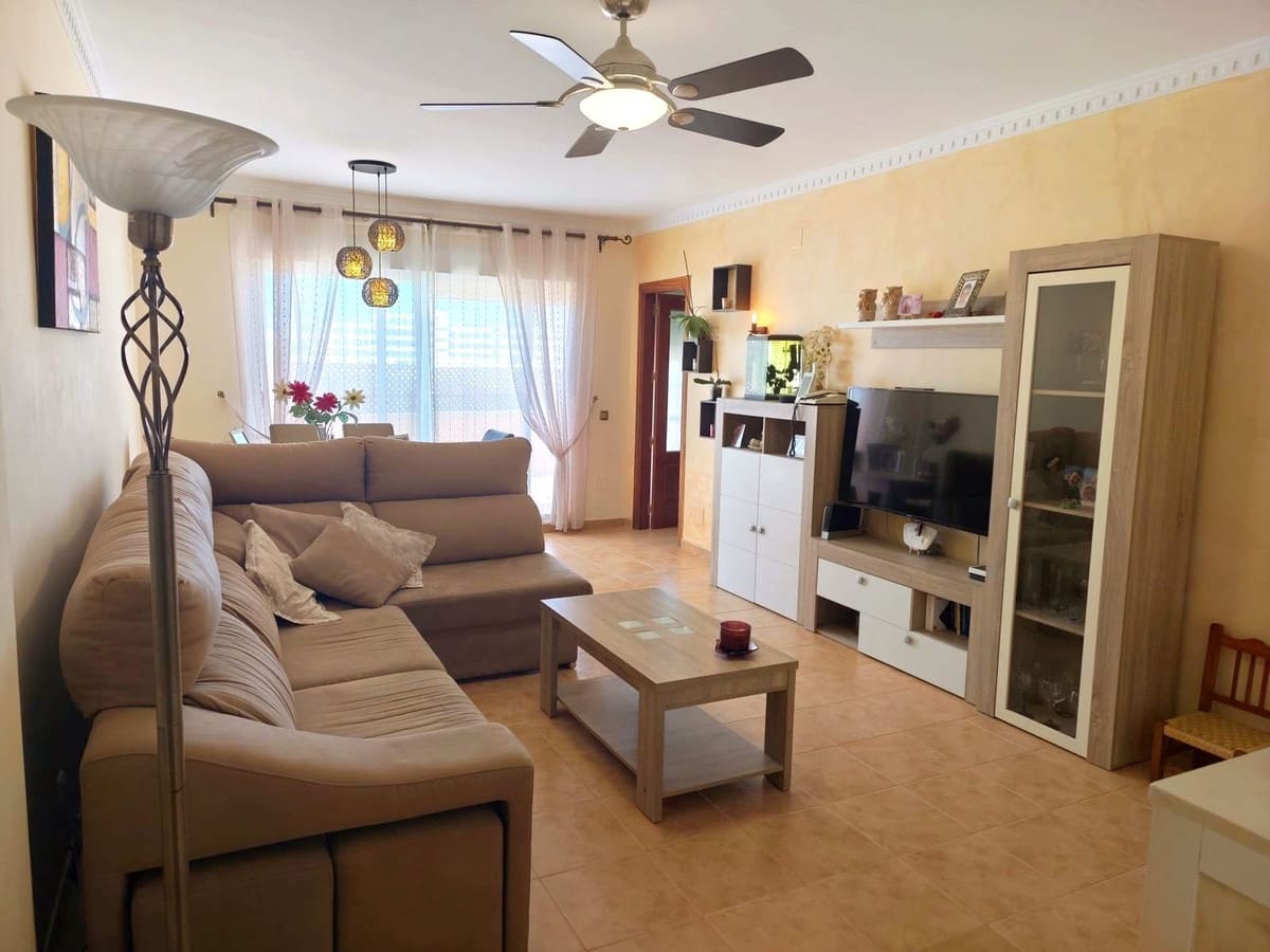 4 slaapkamer Flat te koop in Estepona met garage - € 625.000 (Ref: 9805615)