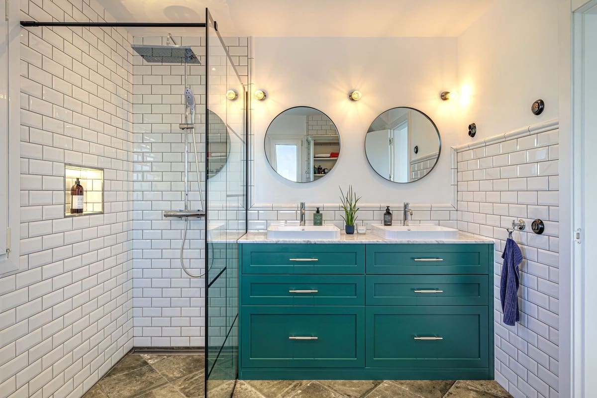 4 soveværelse Villa til salg i New Golden Mile med swimmingpool - € 1.690.000 (Ref: 9805616)