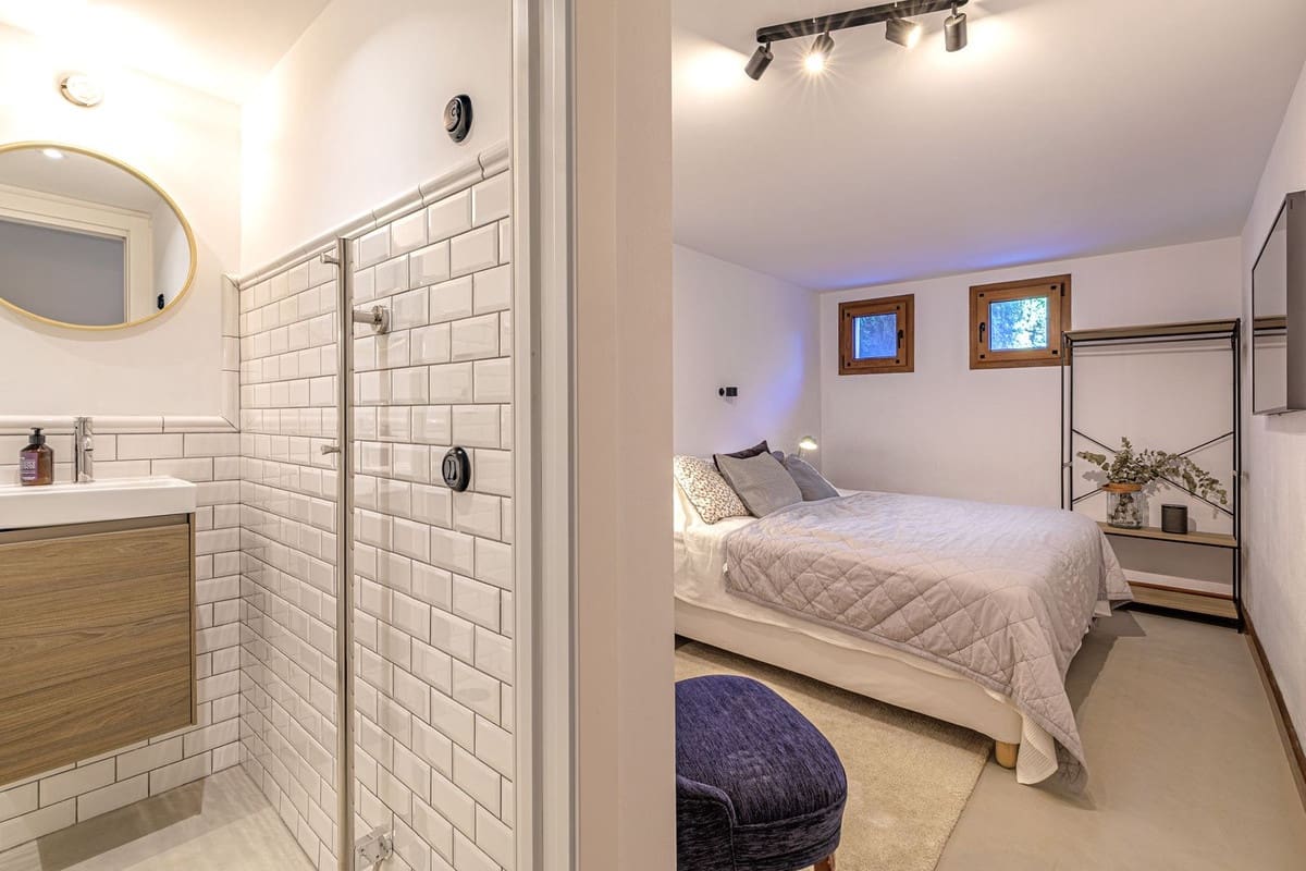 4 soveværelse Villa til salg i New Golden Mile med swimmingpool - € 1.690.000 (Ref: 9805616)