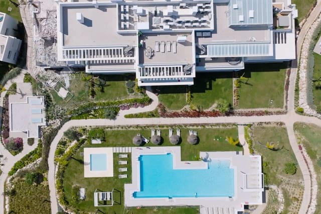 2 slaapkamer Flat te koop in Centro, Estepona met zwembad - € 620.000 (Ref: 9805617)