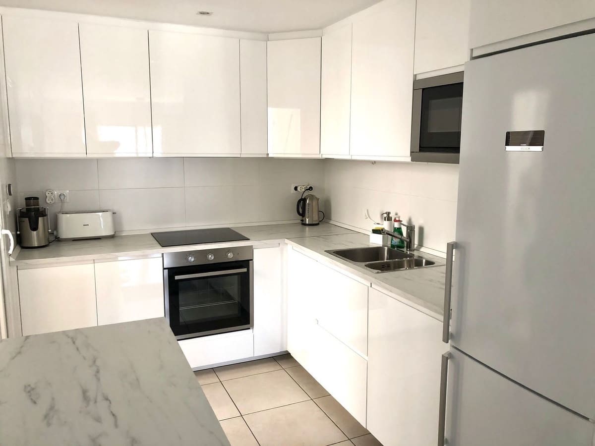 3 sovrum Lägenhet till salu i Marbella med pool - 529 000 € (Ref: 9805795)