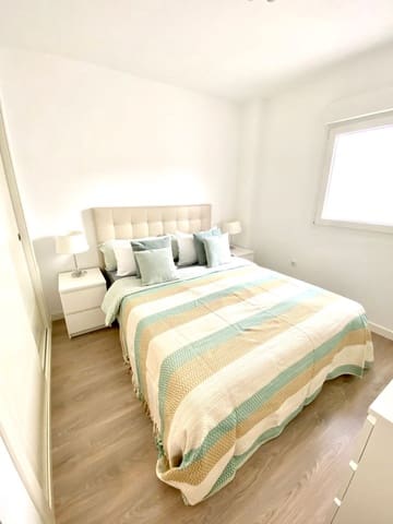 3 sovrum Lägenhet till salu i Las Brisas, Marbella med pool - 529 000 € (Ref: 9805795)