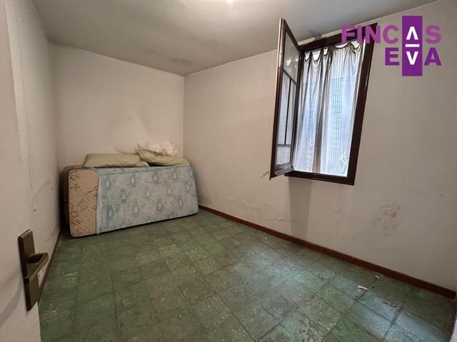 2 soverom Kommersiell til salgs i La Sagrada Família, Barcelona by - € 279 000 (Ref: 9824093)