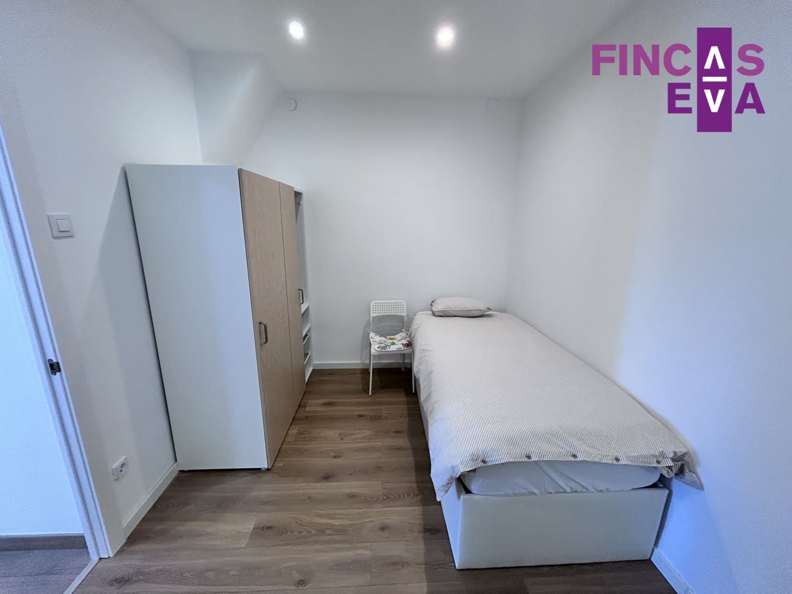 Piso de 2 habitaciones en Barcelona ciudad en alquiler - 1.350 € (Ref: 9833040)