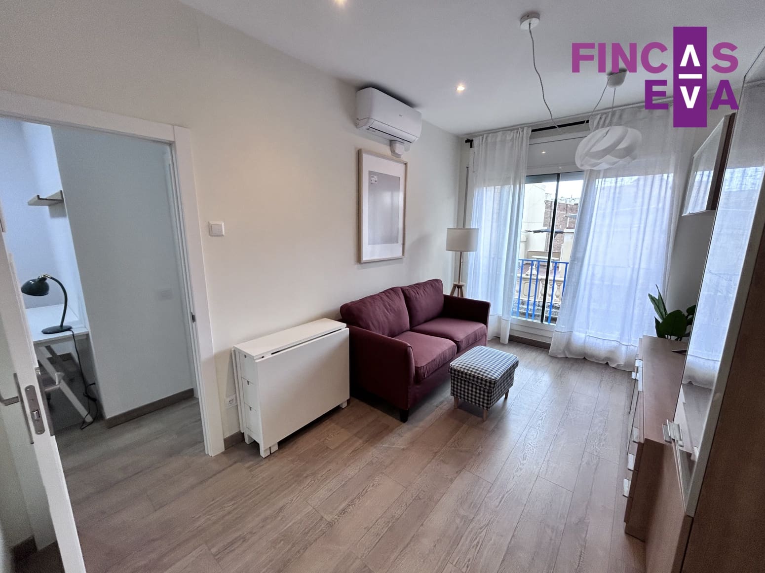 Piso de 2 habitaciones en Barcelona ciudad en alquiler - 1.350 € (Ref: 9833040)
