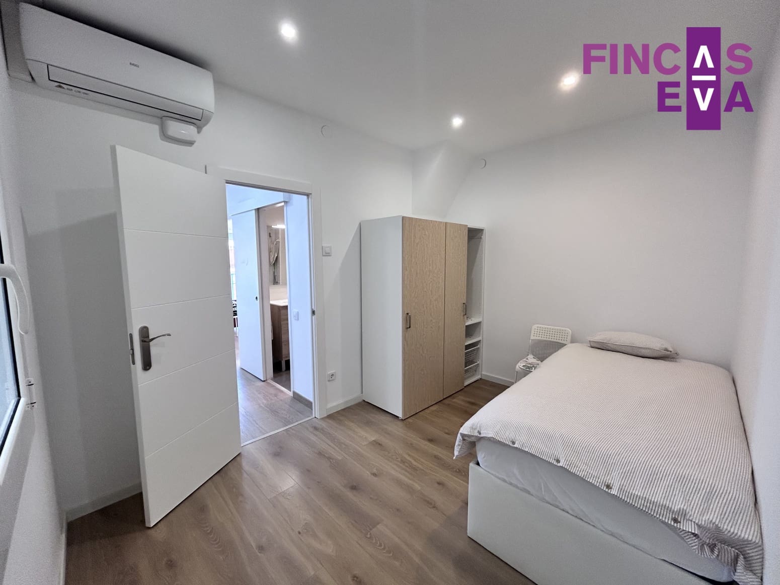 Piso de 2 habitaciones en Barcelona ciudad en alquiler - 1.350 € (Ref: 9833040)