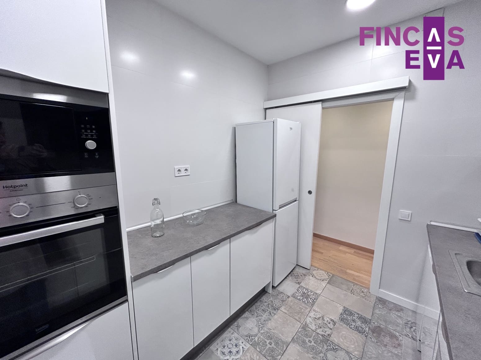 Piso de 2 habitaciones en Barcelona ciudad en alquiler - 1.350 € (Ref: 9833040)