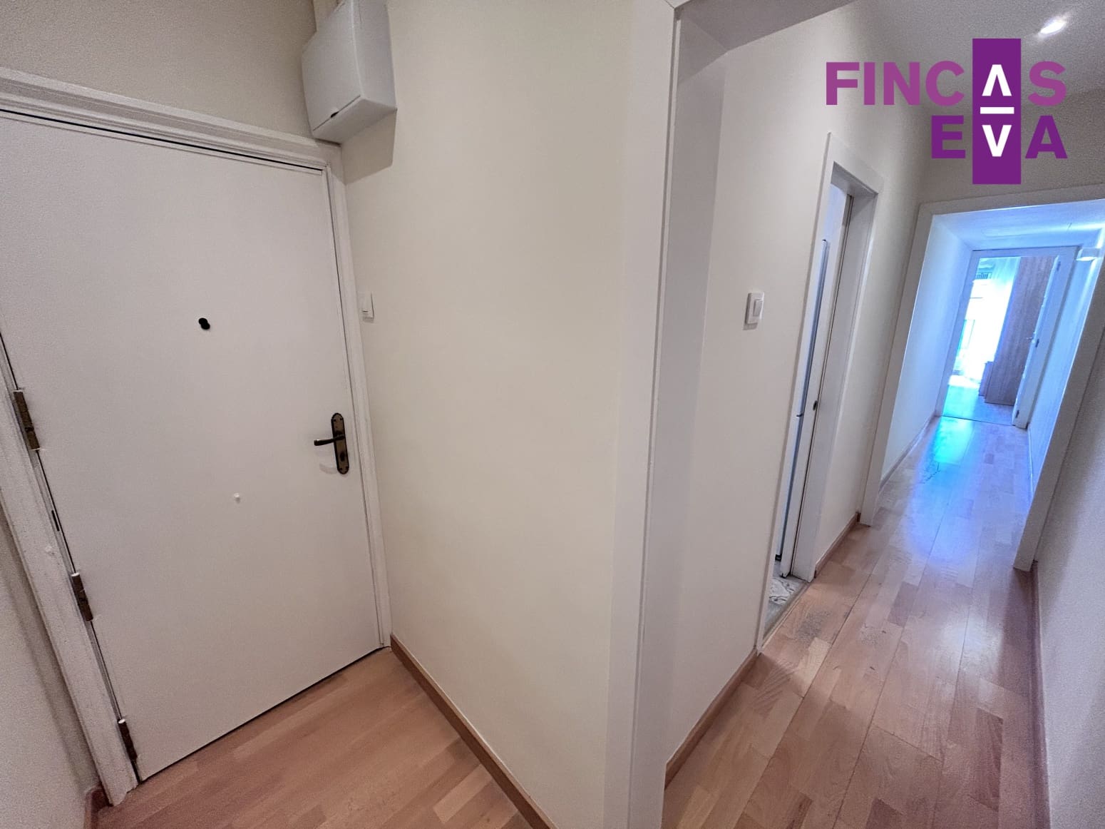 Piso de 2 habitaciones en Barcelona ciudad en alquiler - 1.350 € (Ref: 9833040)