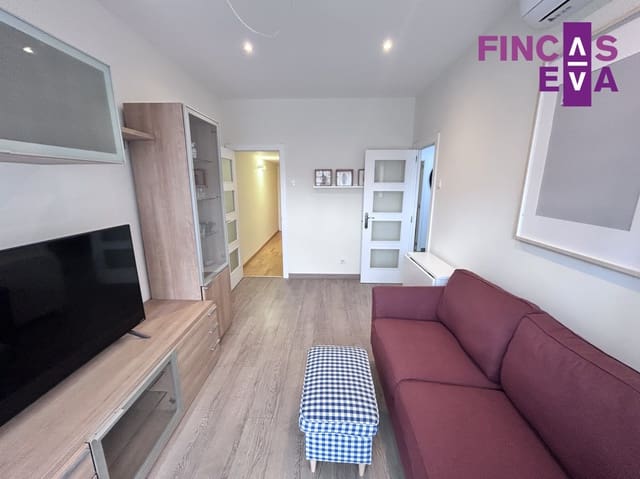 2 bedroom Flat for rent in La Vila de Gràcia, Barcelona city - € 1,350 (Ref: 9833040)