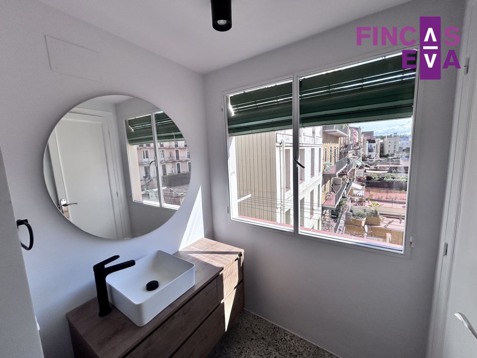2 camera da letto Appartamento in vendita in Barcelona citta - 267.000 € (Rif: 9834304)