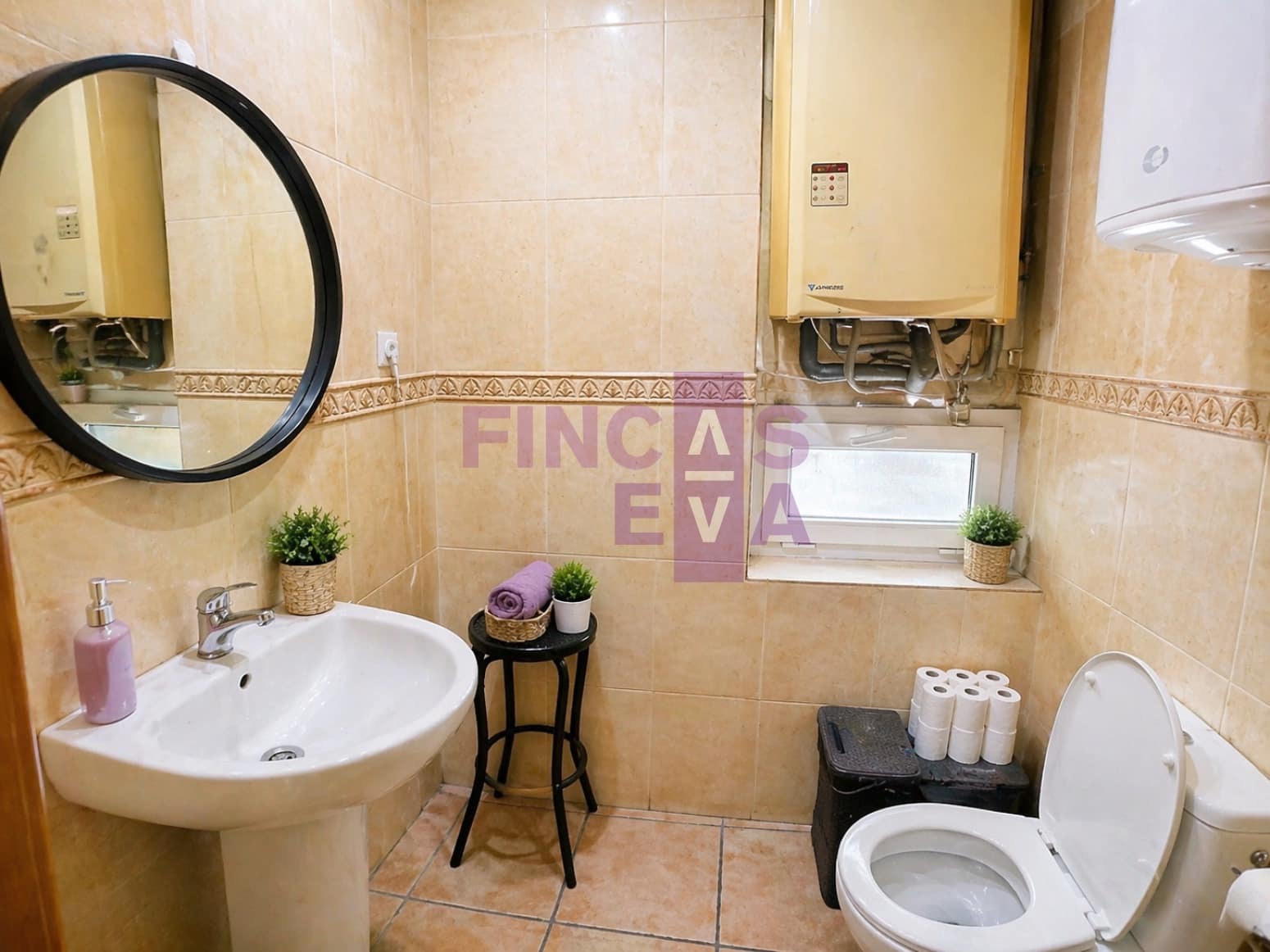 6 bedroom Villa for sale in Sant Vicenc dels Horts - € 520,000 (Ref: 9848258)