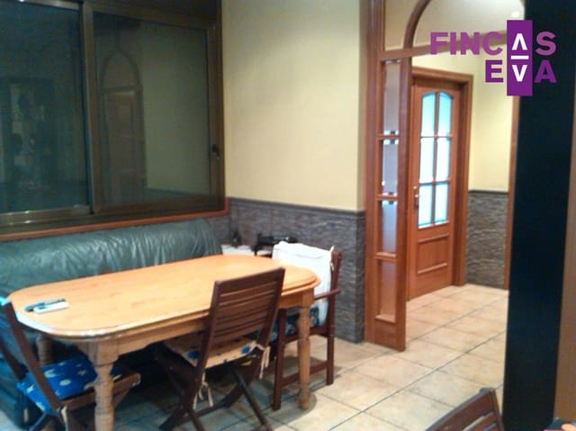 6 soverom Villa til salgs i Sant Vicenç dels Horts - € 520 000 (Ref: 9848258)