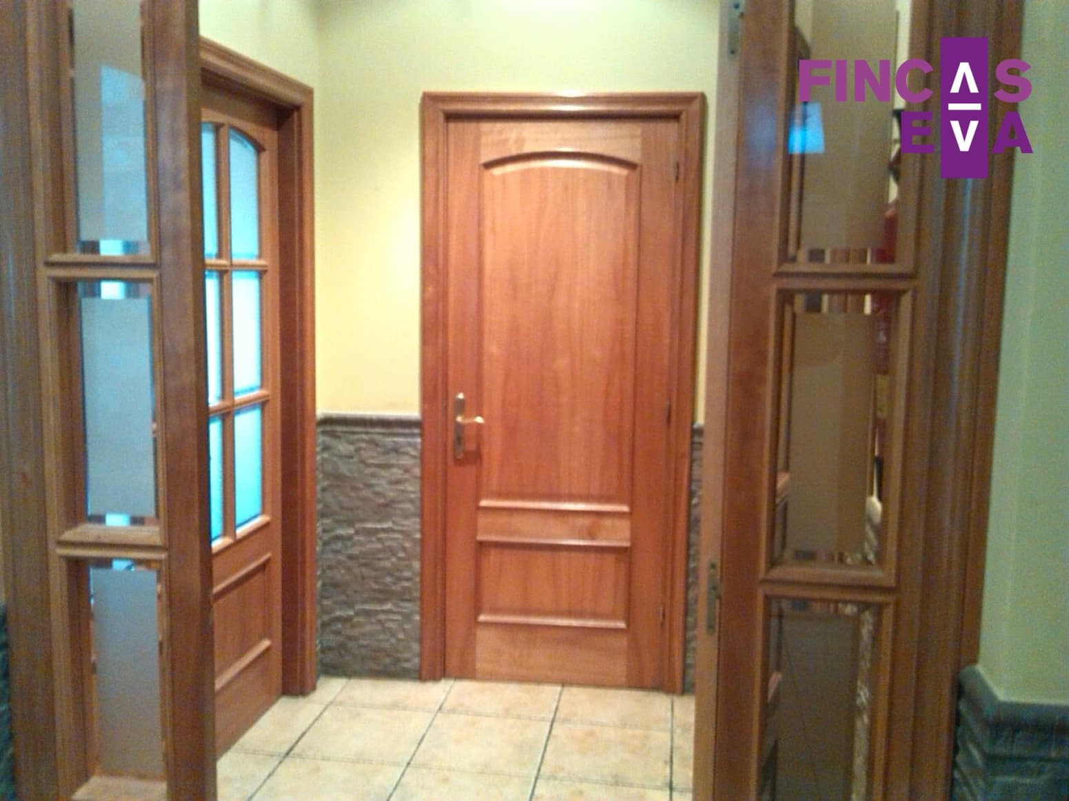 6 bedroom Villa for sale in Sant Vicenc dels Horts - € 520,000 (Ref: 9848258)