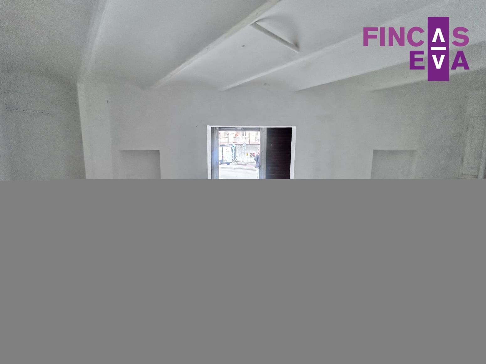 Apartamento para venda em L'Hospitalet de Llobregat - 1 380 000 € (Ref: 9891003)