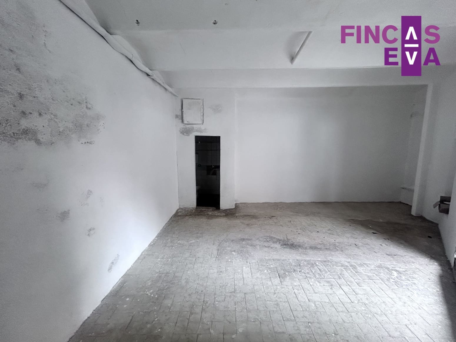Apartamento para venda em L'Hospitalet de Llobregat - 1 380 000 € (Ref: 9891003)