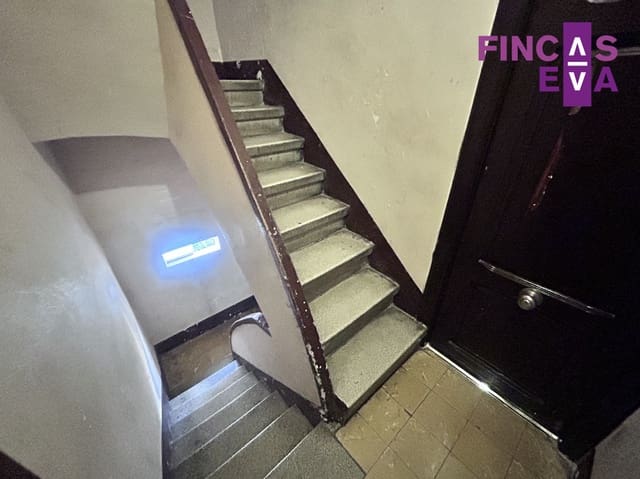 2 Zimmer Wohnung zu verkaufen in L'Hospitalet de Llobregat - 850.000 € (Ref: 9891003)