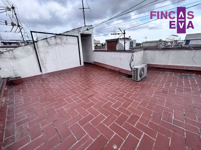 Leilighet til salgs i L'Hospitalet de Llobregat - € 1 380 000 (Ref: 9891003)