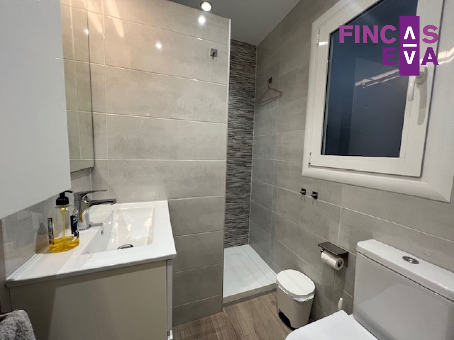 3 Zimmer Wohnung zu verkaufen in Barcelona Stadt - 419.000 € (Ref: 9894968)