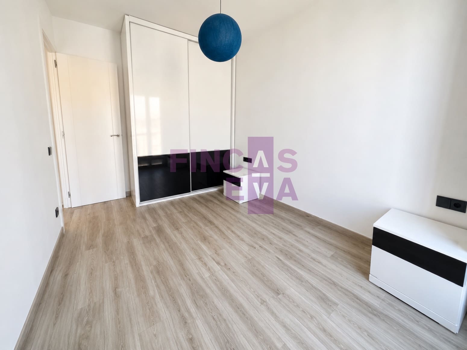 Piso de 2 habitaciones en Barcelona ciudad en venta - 329.000 € (Ref: 9895198)
