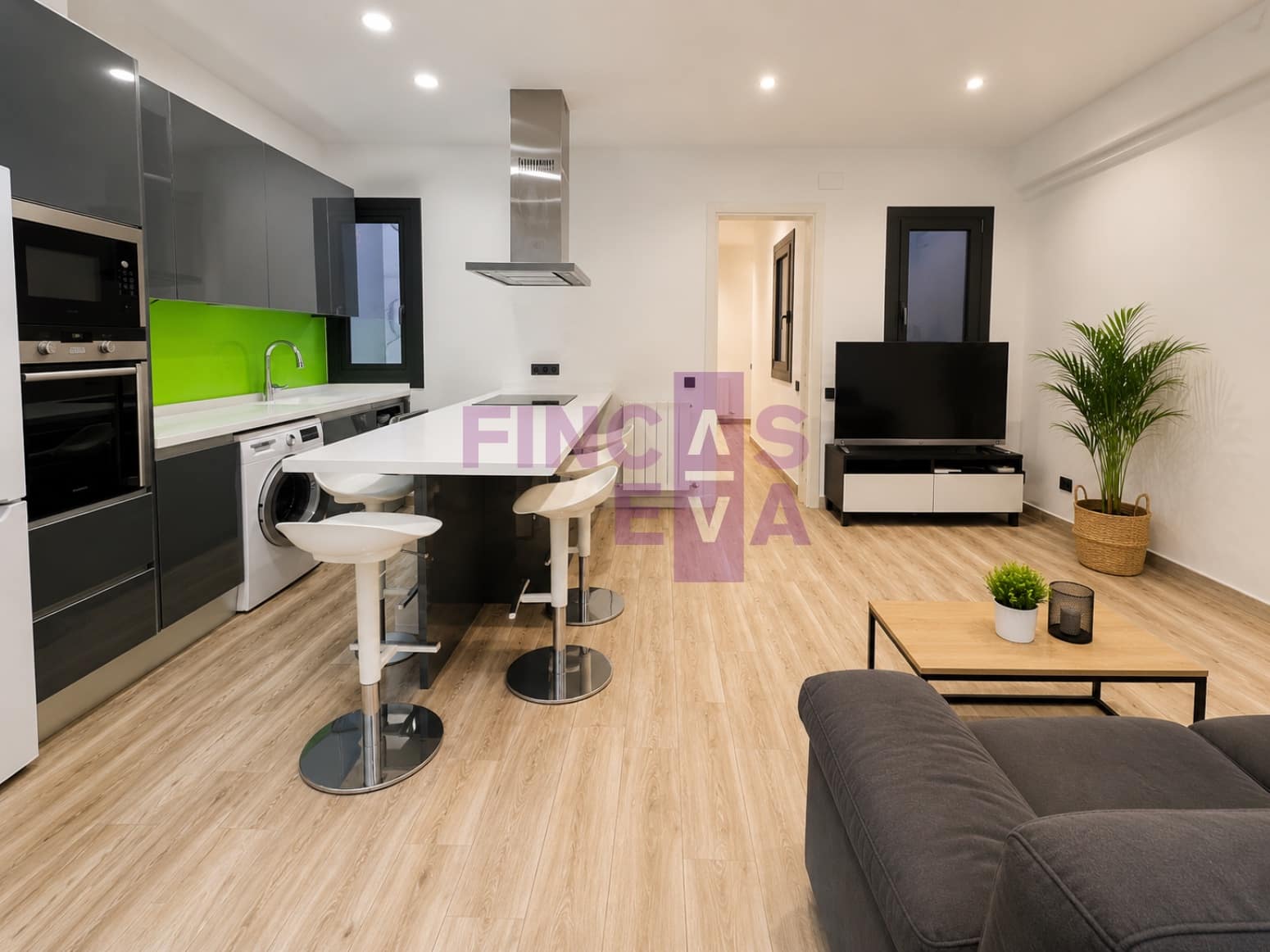 Piso de 2 habitaciones en Barcelona ciudad en venta - 329.000 € (Ref: 9895198)