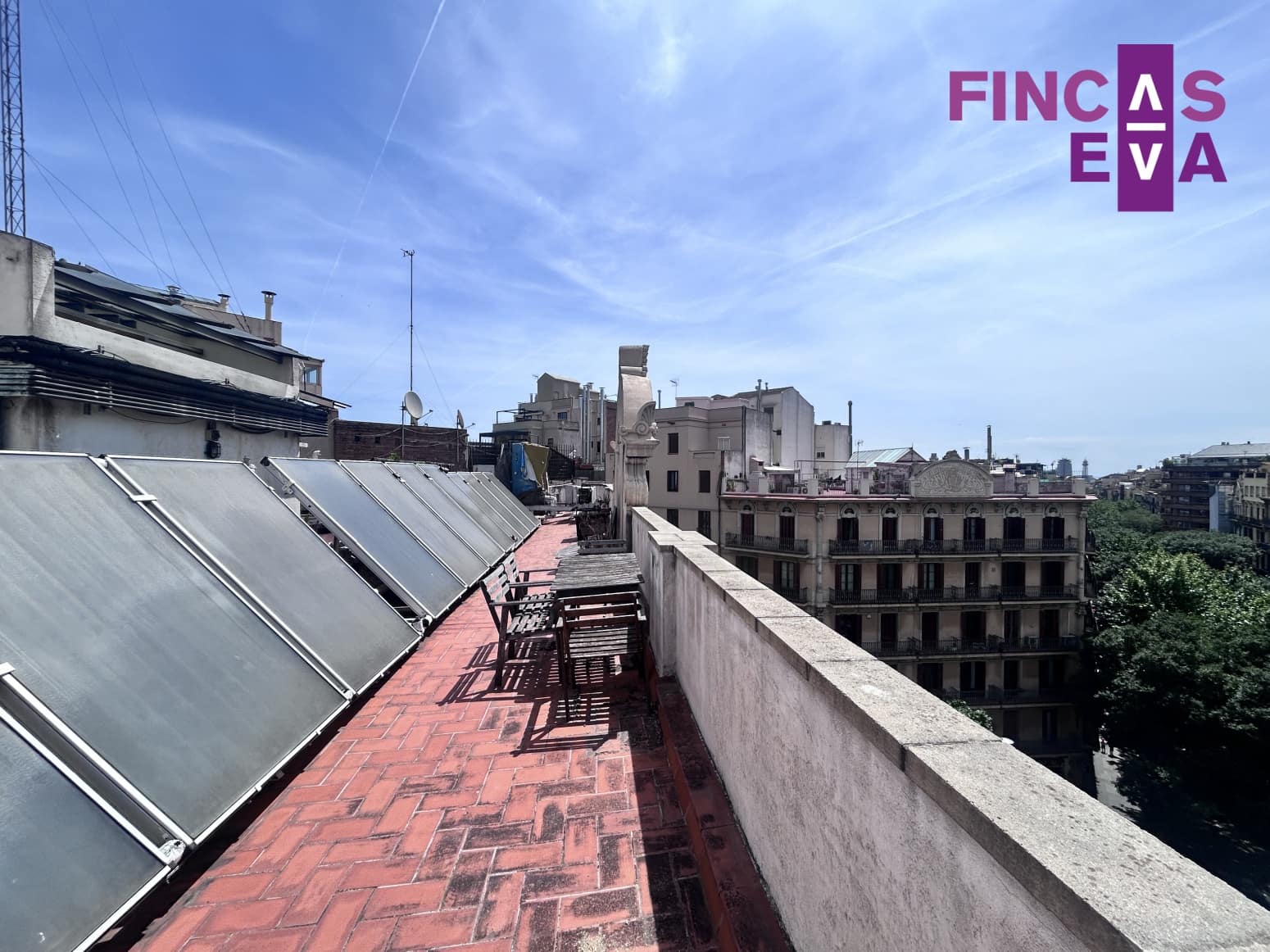 2 bedroom Flat for sale in Barcelona city - € 650,000 (Ref: 9895455)
