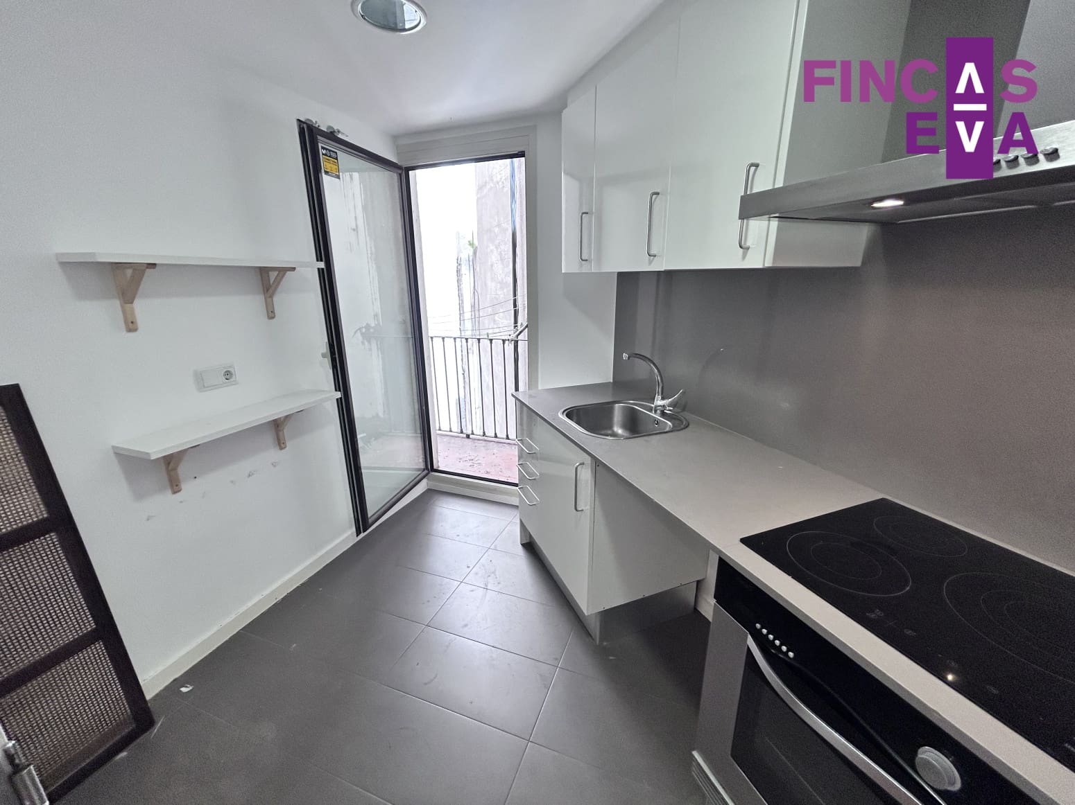 2 bedroom Flat for sale in Barcelona city - € 650,000 (Ref: 9895455)