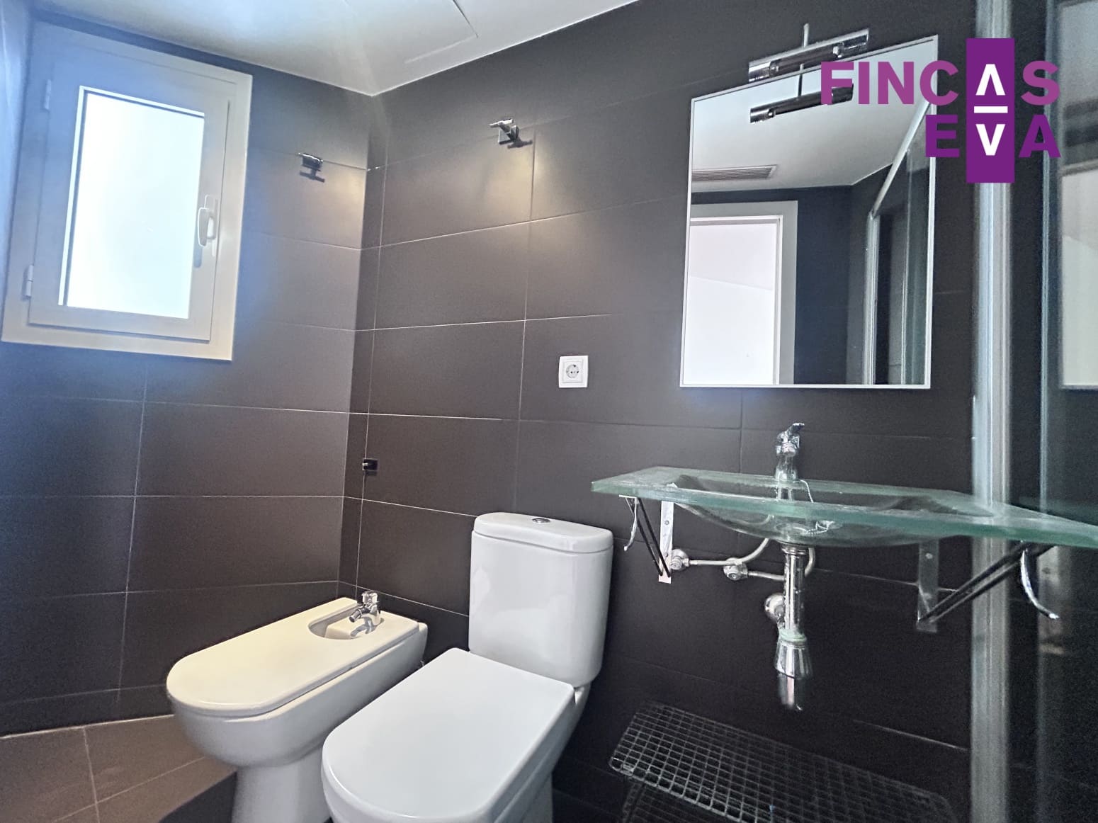 2 bedroom Flat for sale in Barcelona city - € 650,000 (Ref: 9895455)