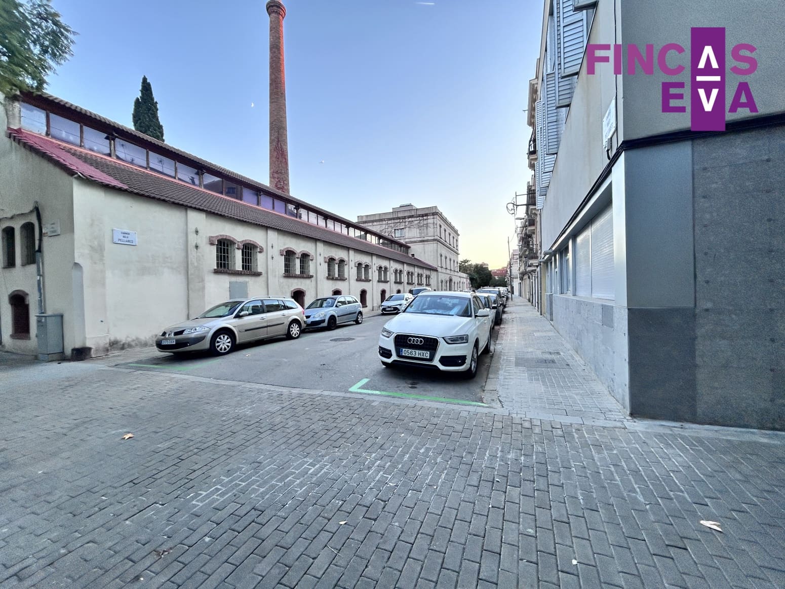 Autotalli myytävänä paikassa Barcelona kaupunki - 9 000 € (Ref: 9897130)