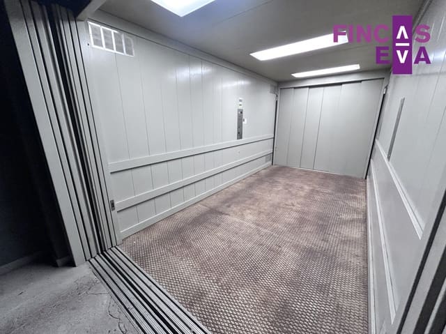 Garage te koop in Diagonal Mar i El Front Marítim del Poblenou, Barcelona stad - € 9.000 (Ref: 9897130)