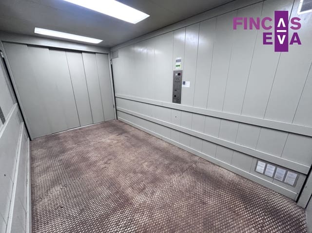 Garage te koop in Diagonal Mar i El Front Marítim del Poblenou, Barcelona stad - € 9.000 (Ref: 9897130)