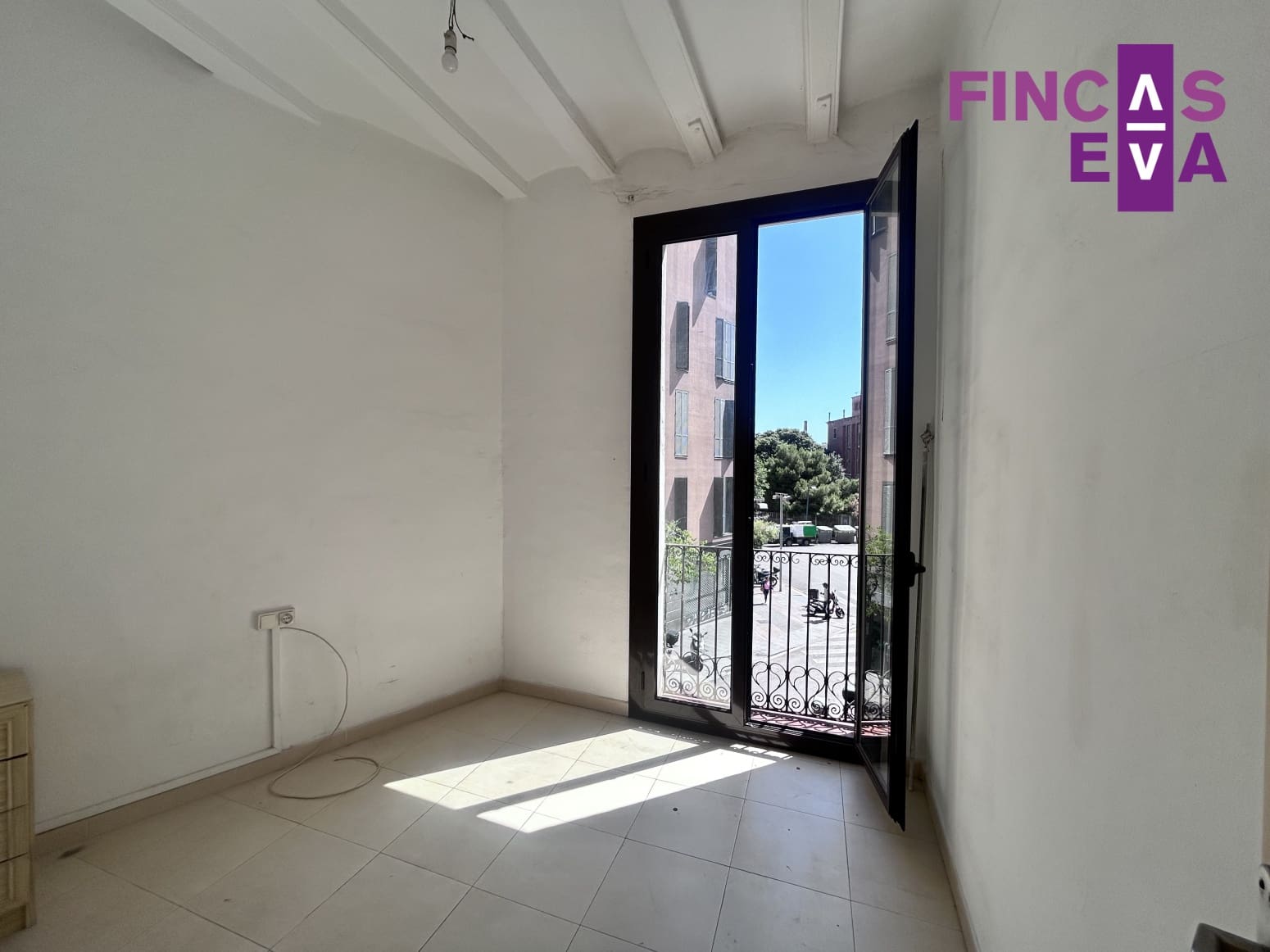 3 quarto Apartamento para venda em Barcelona cidade - 390 000 € (Ref: 9908986)