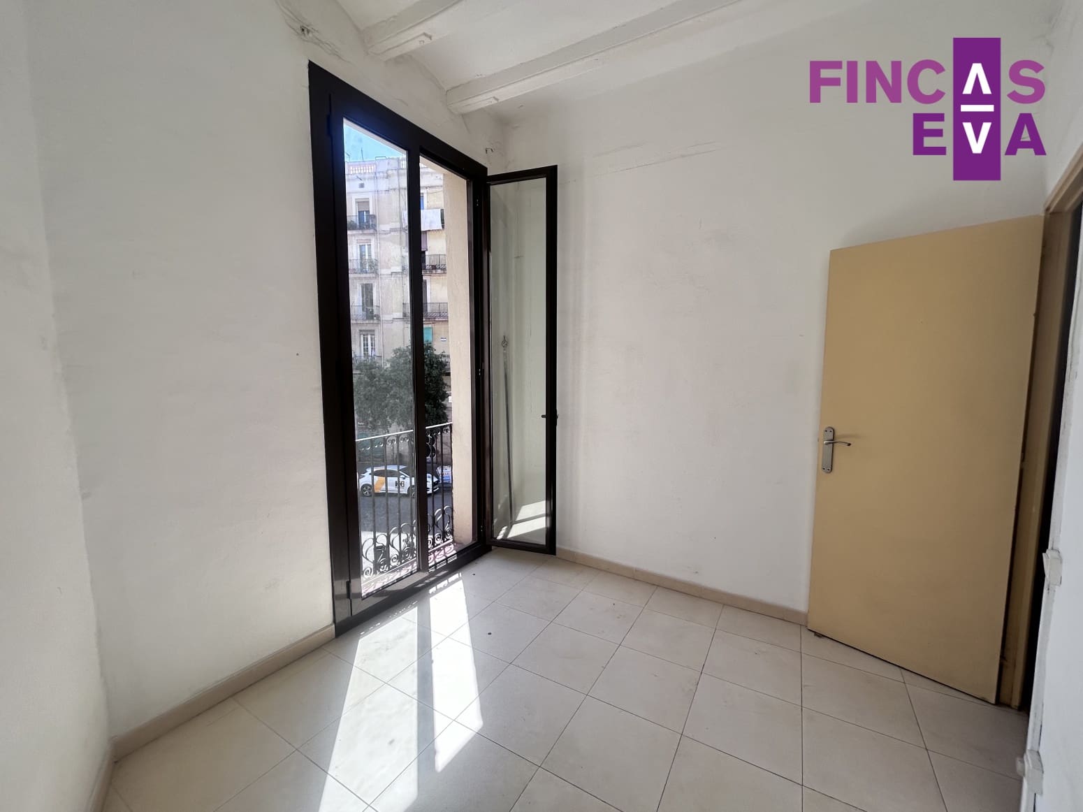 3 quarto Apartamento para venda em Barcelona cidade - 390 000 € (Ref: 9908986)