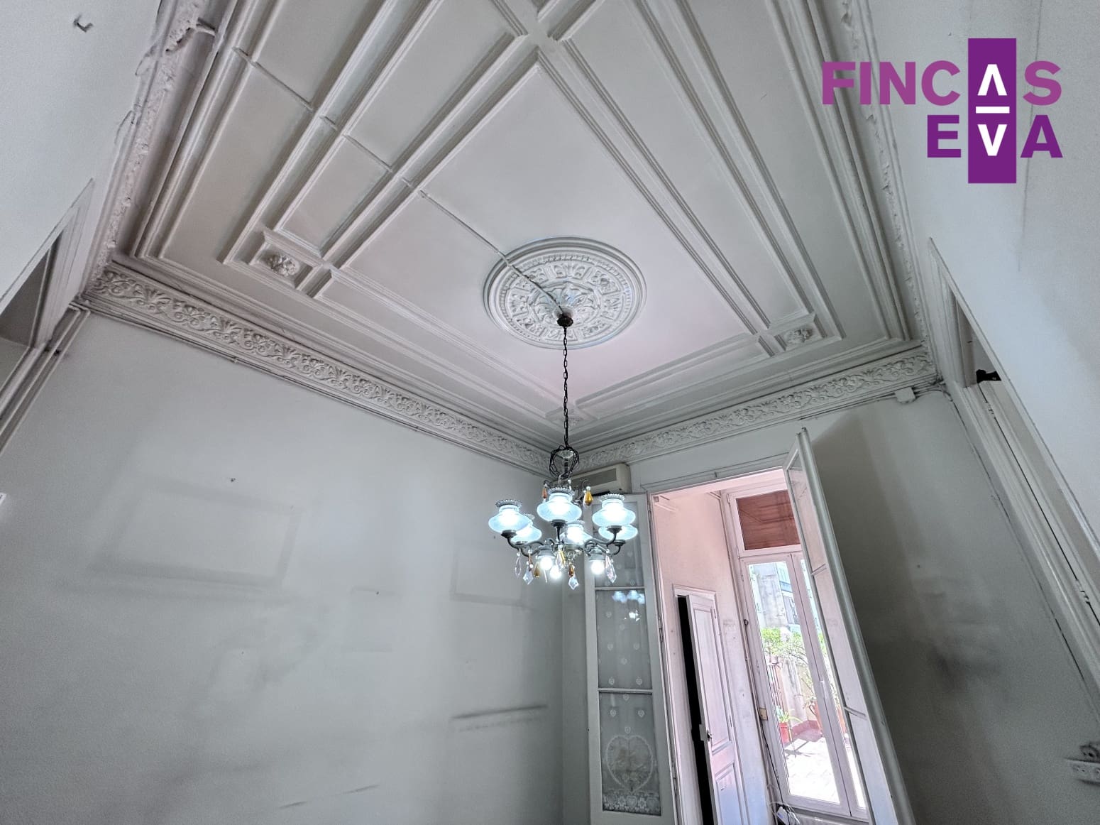 4 Zimmer Wohnung zu verkaufen in Barcelona Stadt - 800.000 € (Ref: 9937261)