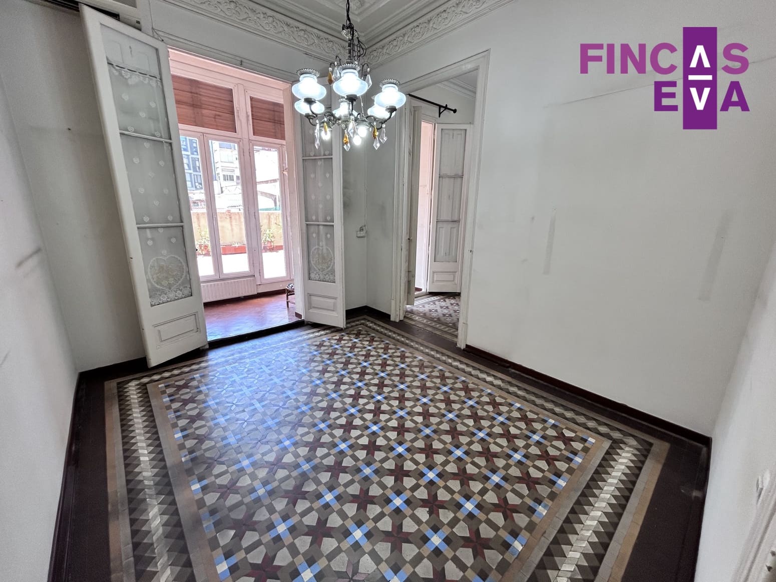 4 Zimmer Wohnung zu verkaufen in Barcelona Stadt - 800.000 € (Ref: 9937261)