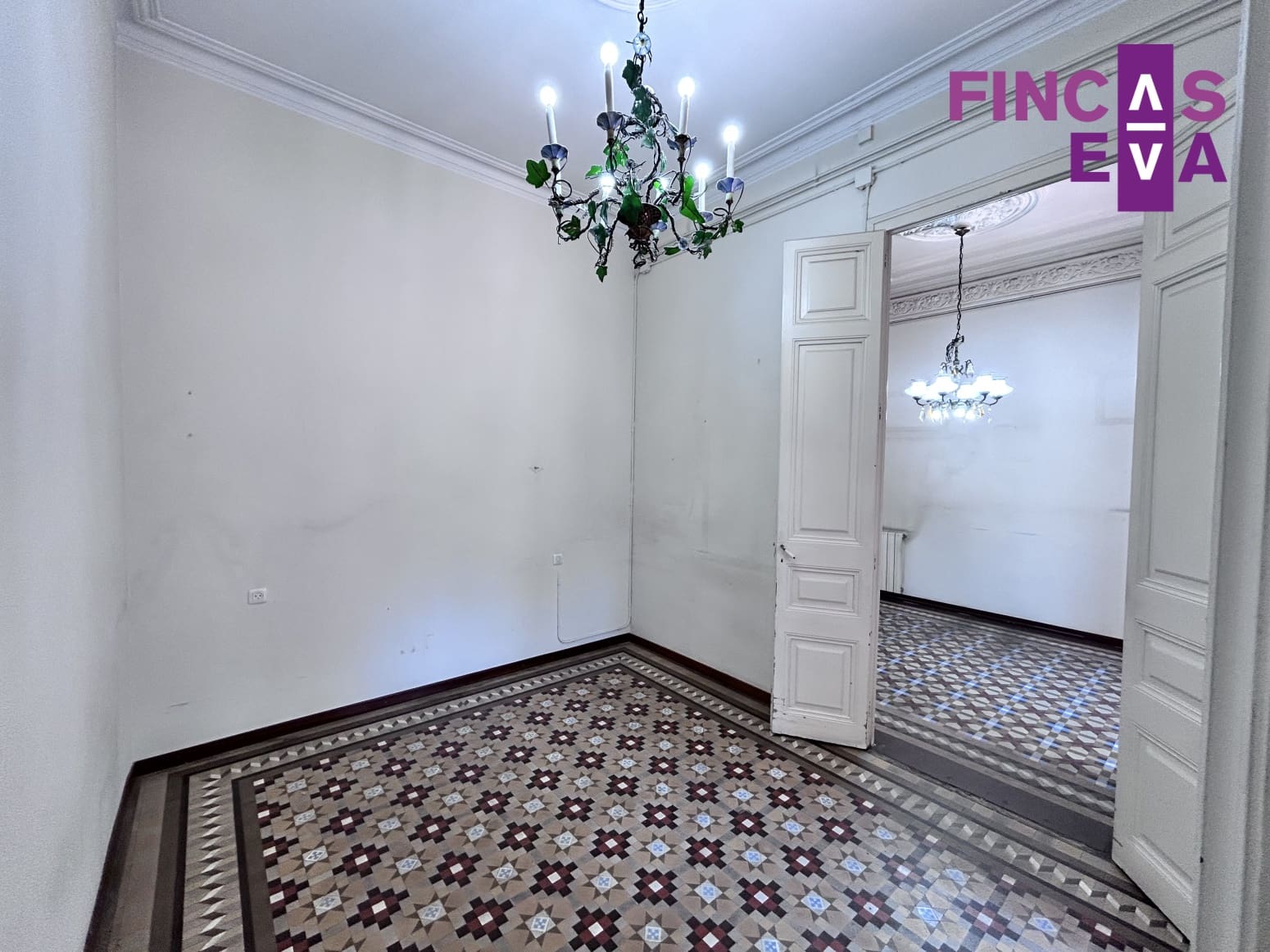 4 Zimmer Wohnung zu verkaufen in Barcelona Stadt - 800.000 € (Ref: 9937261)