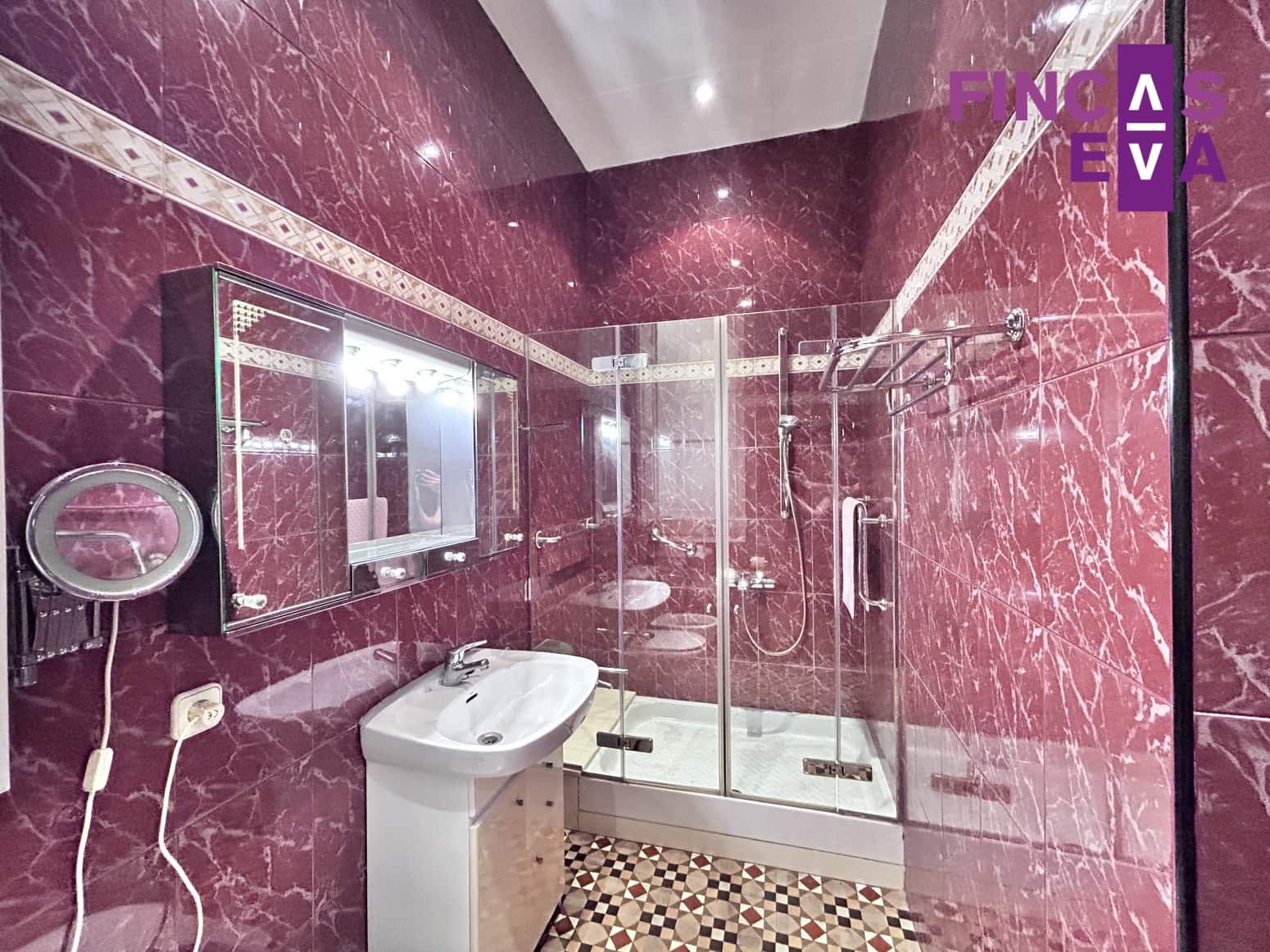 4 Zimmer Wohnung zu verkaufen in Barcelona Stadt - 800.000 € (Ref: 9937261)