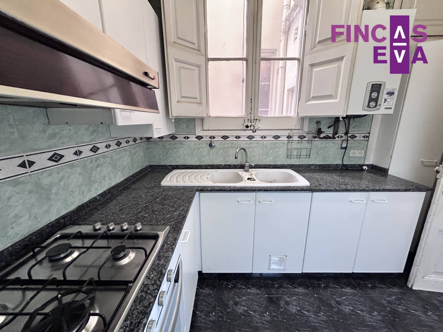 4 Zimmer Wohnung zu verkaufen in Barcelona Stadt - 800.000 € (Ref: 9937261)