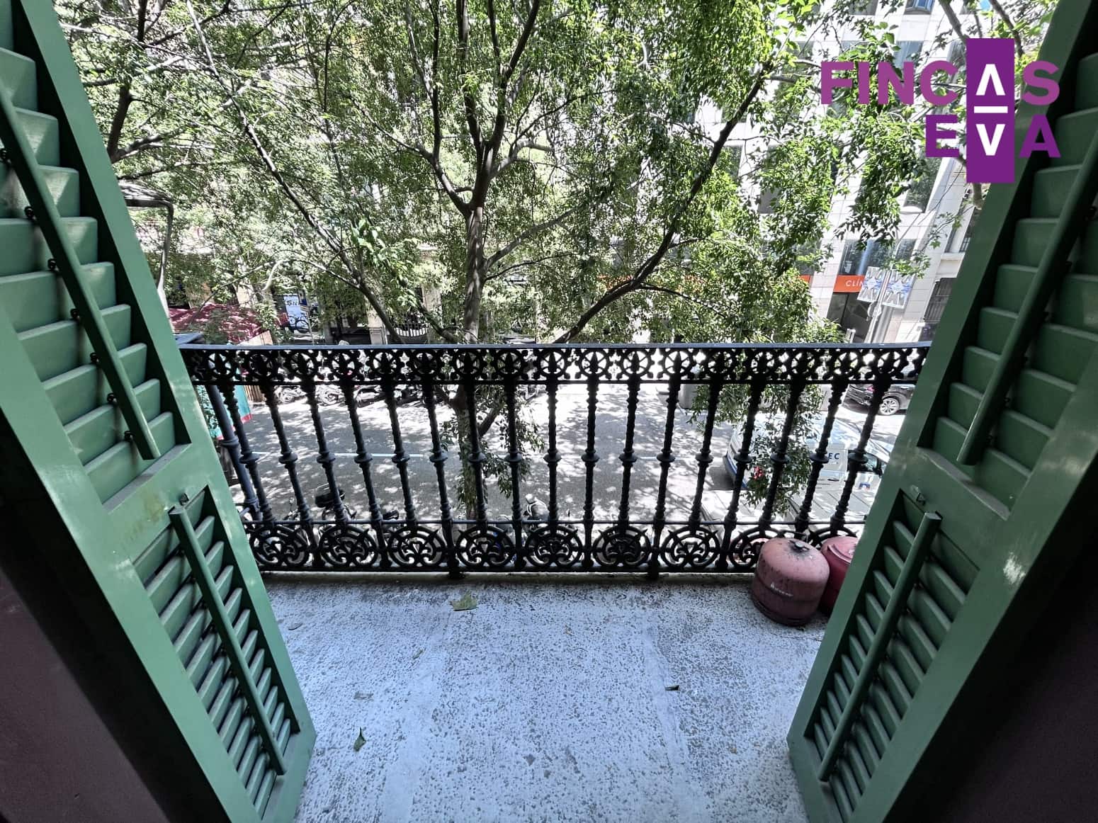 4 Zimmer Wohnung zu verkaufen in Barcelona Stadt - 800.000 € (Ref: 9937261)