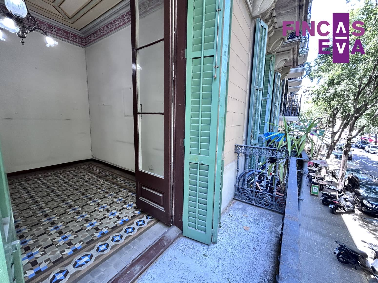 4 Zimmer Wohnung zu verkaufen in Barcelona Stadt - 800.000 € (Ref: 9937261)