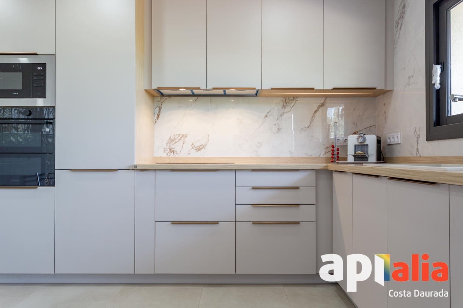 5 soveværelse Villa til salg i Salou med garage - € 950.000 (Ref: 9937262)