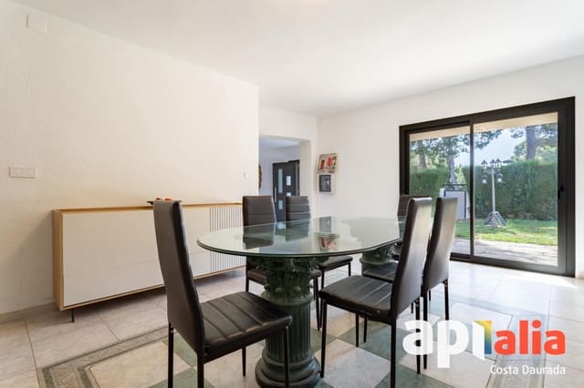 5 soveværelse Villa til salg i Salou med garage - € 950.000 (Ref: 9937262)