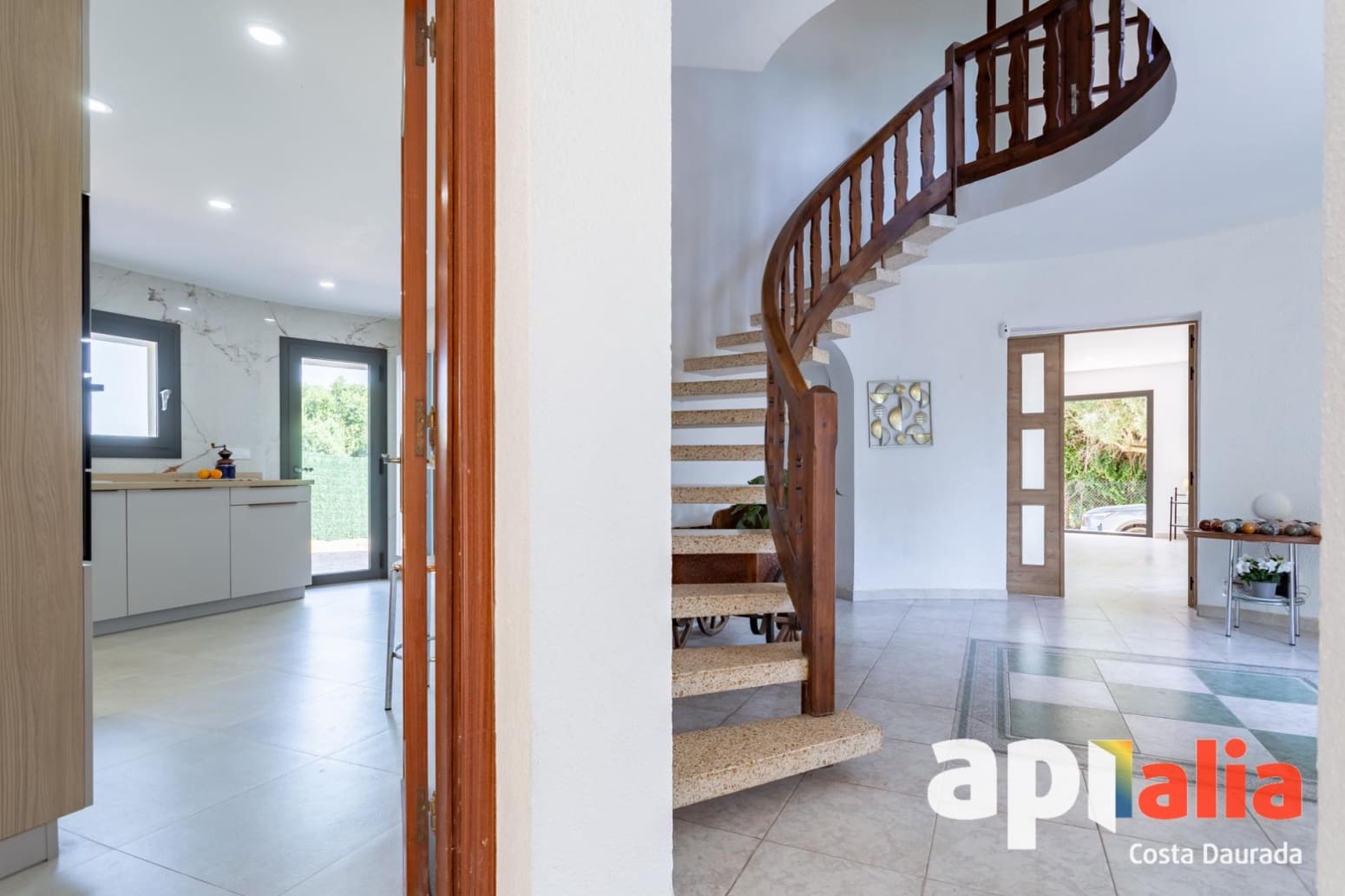 5 soveværelse Villa til salg i Salou med garage - € 950.000 (Ref: 9937262)